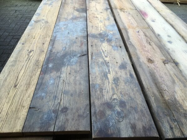 Barnwood bouwresten